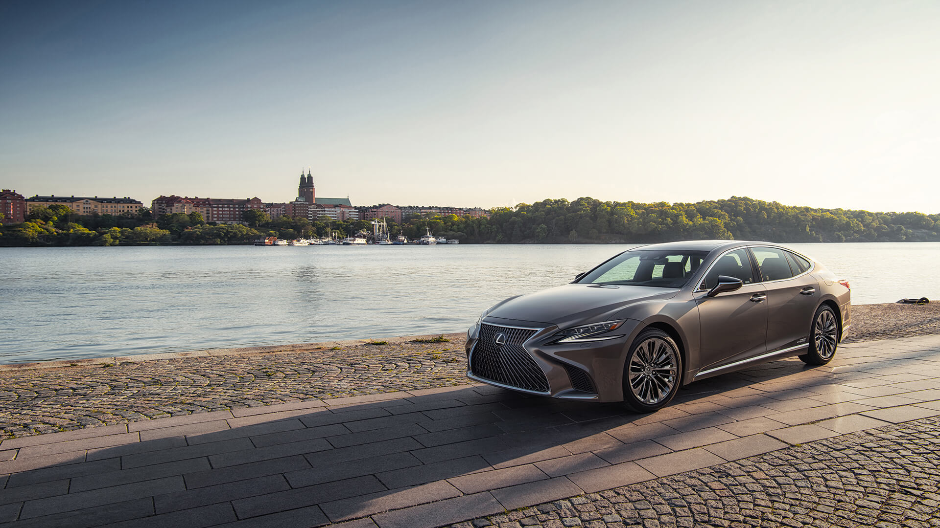 Lexus LS parked on the riverside.