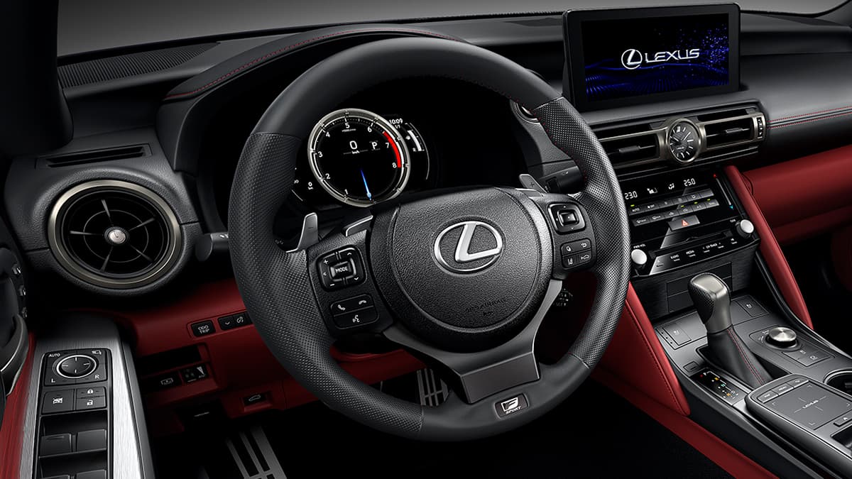 DIMPLED LEATHER STEERING WHEEL