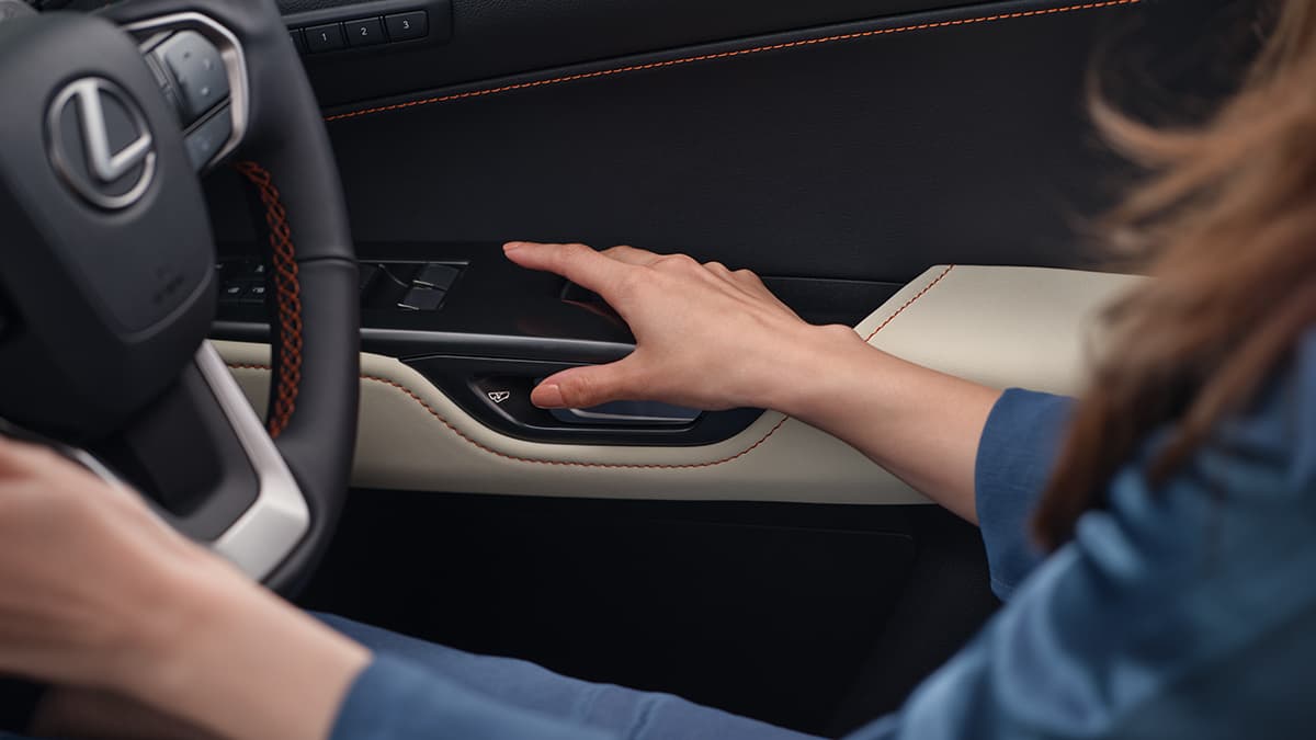 LEXUS SAFETY SYSTEM+ 