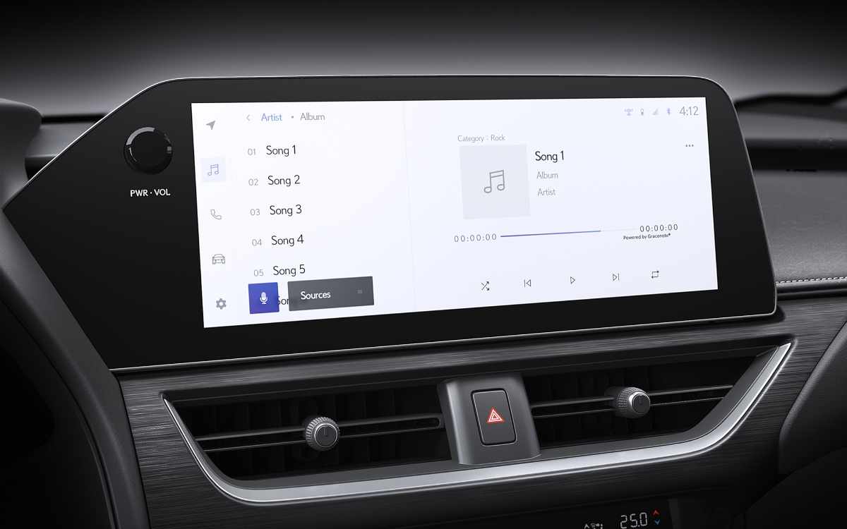12.3" TOUCHSCREEN WITH WIRELESS APPLE CARPLAY® & ANDROID AUTO™